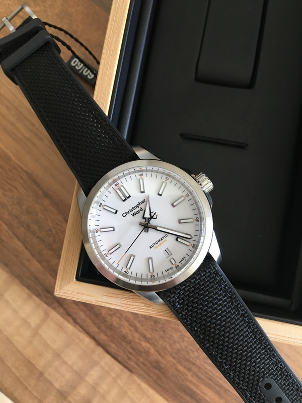 14FDAF9E-57D3-4E2A-A690-34C5975D1BA8