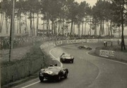 24 HEURES DU MANS YEAR BY YEAR PART ONE 1923-1969 - Page 38 56lm03-Jag-DType-J-Fairman-K-Warthon-1