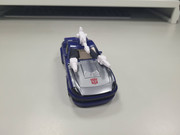 Buzzworthy-Bumblebee-Silverstreak-At-US-retail-11