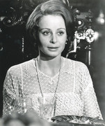 sarah-miles-b25