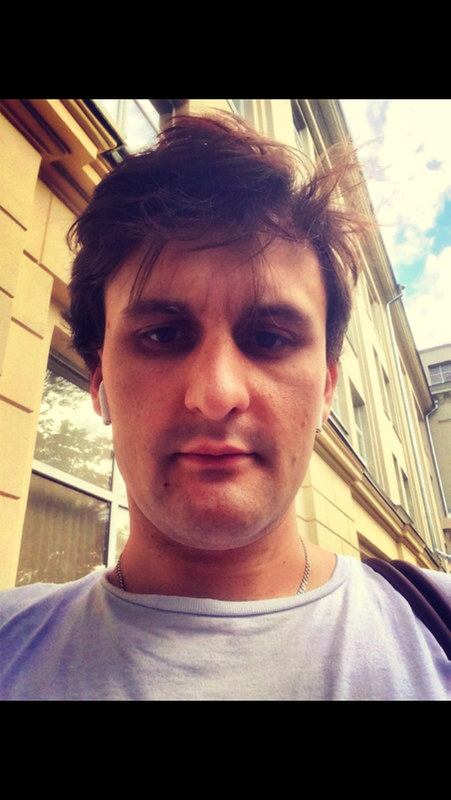 2E9E2952-4675-4426-8FAA-4405A1C367D3