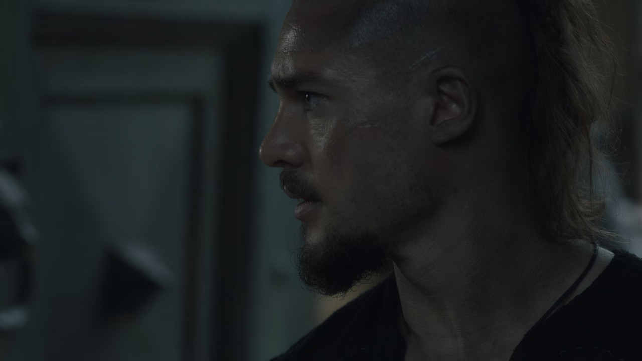 The.Last.Kingdom.S05.COMPLETE.1080p.ENGLISH-HINDI.NF.10bit.DDP.5.1.x265.[HashMiner]