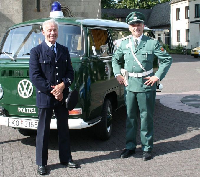 1127070_1_gallerydetail_Um1950