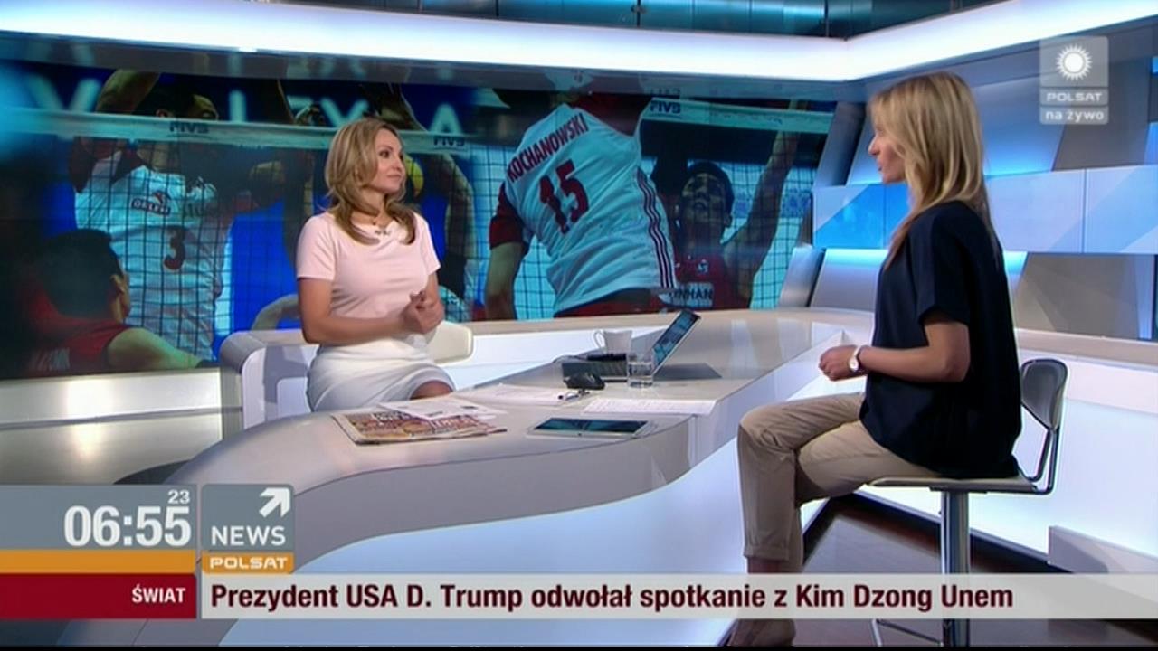 V0323_20180526_193901.mp4_snapshot_16.47_[2018.05.28_12.16.22]