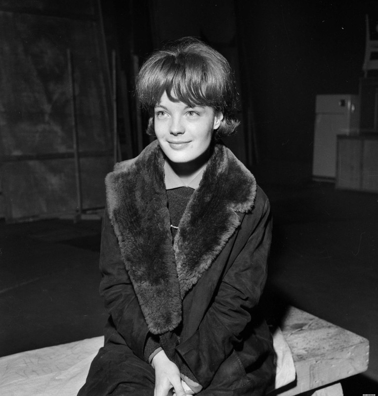 romy_schneider_jv16