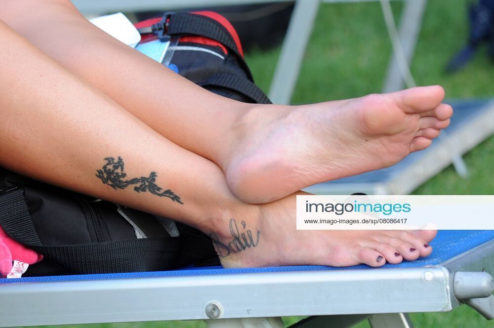Federica-Pellegrini-Feet-6979097