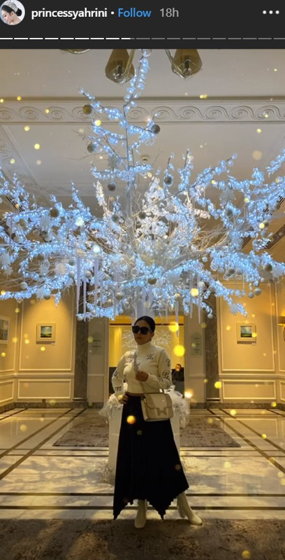 Syahrini di London