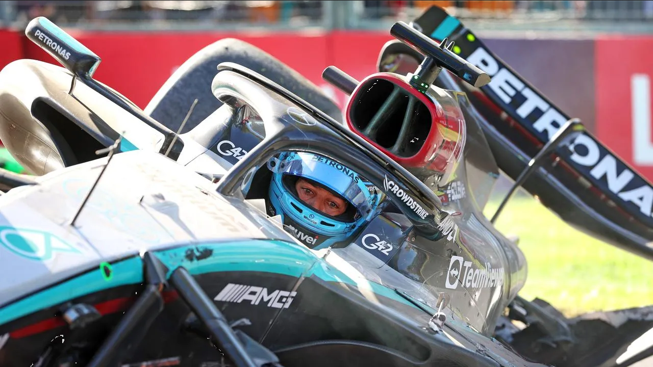 Mercedes se hunde con un doble abandono en el GP de Australia