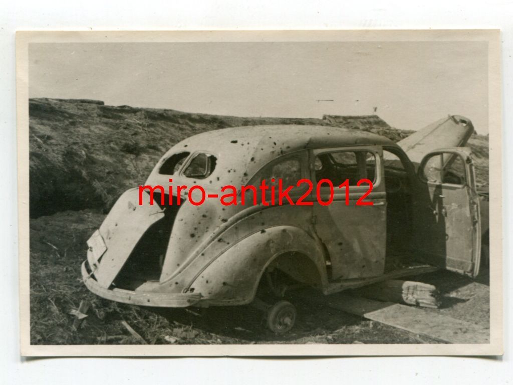 Foto, zerstörter PKW des Major Zimmer-Vorhaus, K