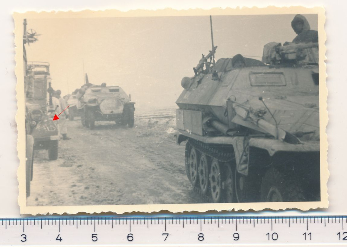 Ж2_WK_LKW_Oldtimer_mit_Kennung_Halbketten_Kolonne