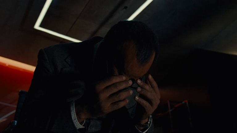 Westworld.S02E01.Viaggio.nella.notte.UHDRip.ITA.ENG.x264-BlackBit[screenshot 2]