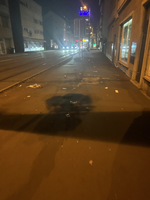 7DA792DE-06B1-446F-BA8B-031413B49198