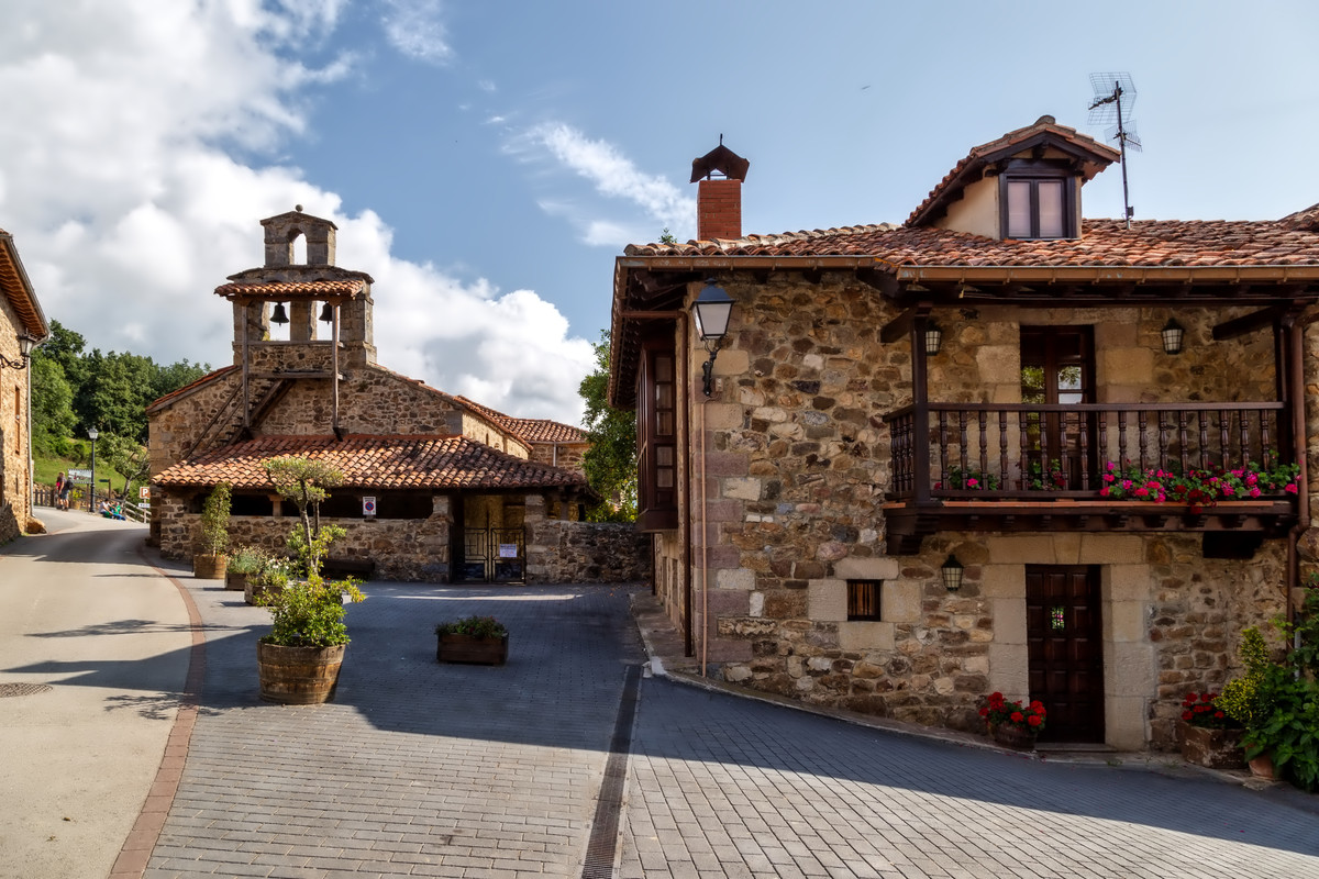 CANTABRIA - Blogs of Spain - MOGROVEJO - MONASTERIO DE SANTO TORIBIO DE LIEBANA - POTES (2)