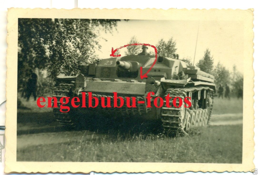 FOTO - STURMGESCHÜTZ - STUG-ABTEILUNG 192 -