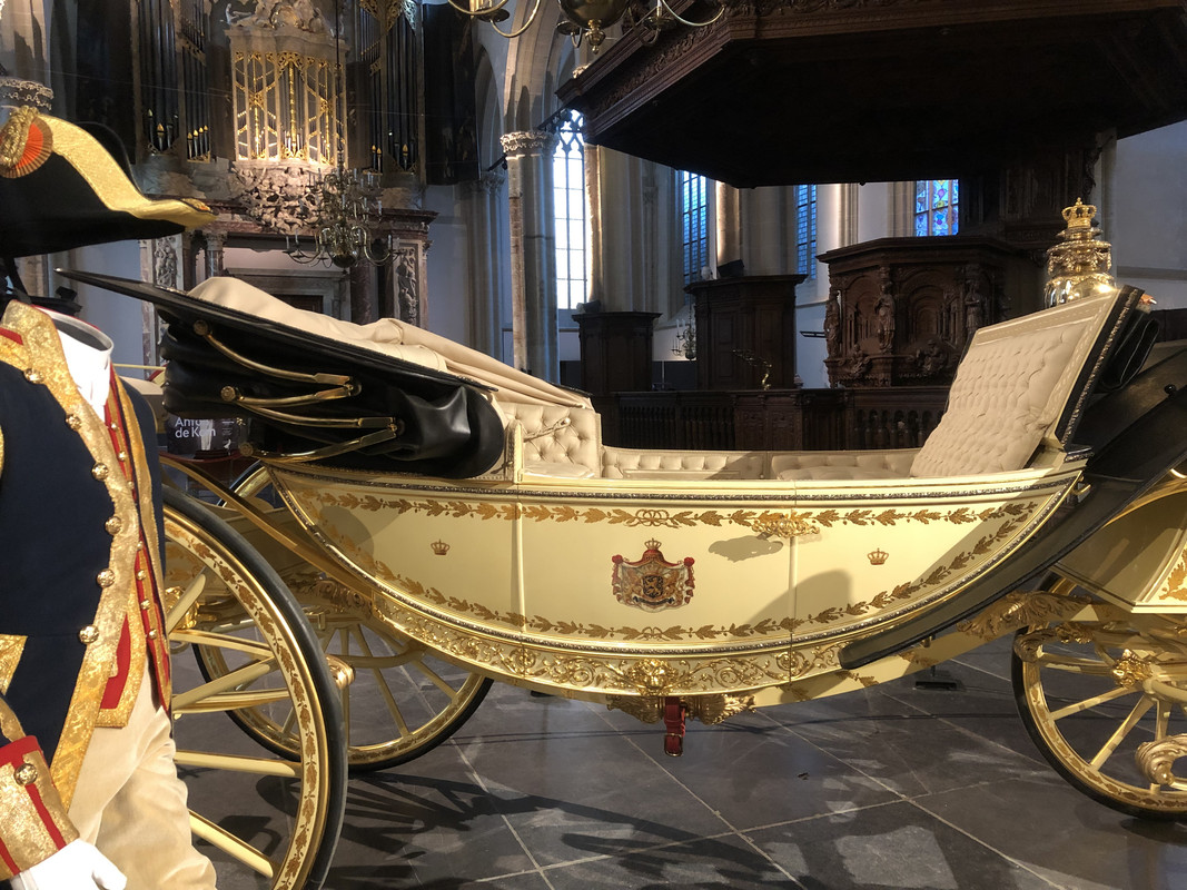 DAF1B7B4-8359-42DD-97A2-79F1FD71DCD6