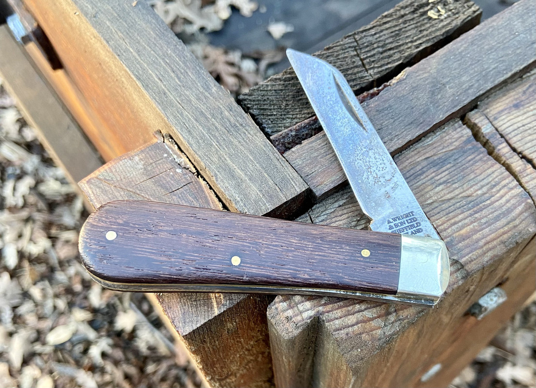 CE478D71-5012-42C5-9B3D-CC1E3AE6E629_1_201_a