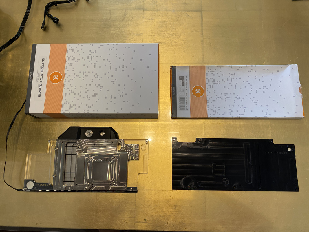 EK GTX1080Ti Strix Nickel RGB sotto