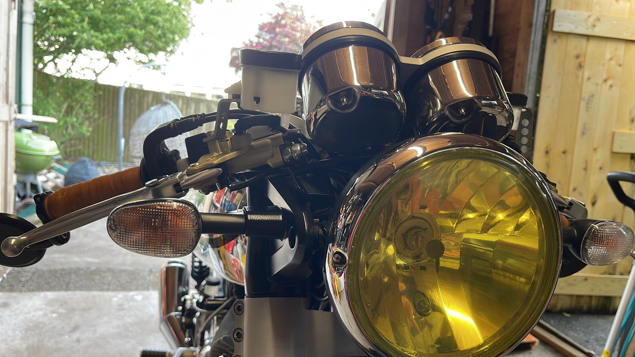 Invisible Patterns paint protection - headlight lens