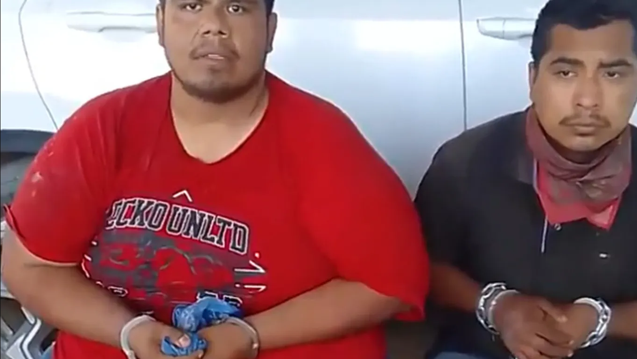 Periodistas desaparecidos en Guerrero son exhibidos encadenados en un video