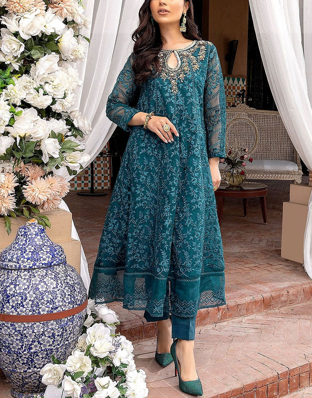 Luxury Embroidered Wedding Organza Frock 2026