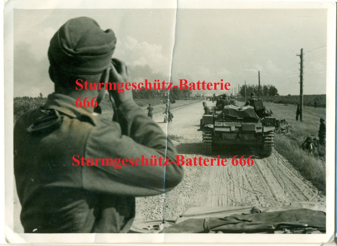 FOTO - STUG-BATTERIE 666 - STURMGESCHÜTZ - STUG 