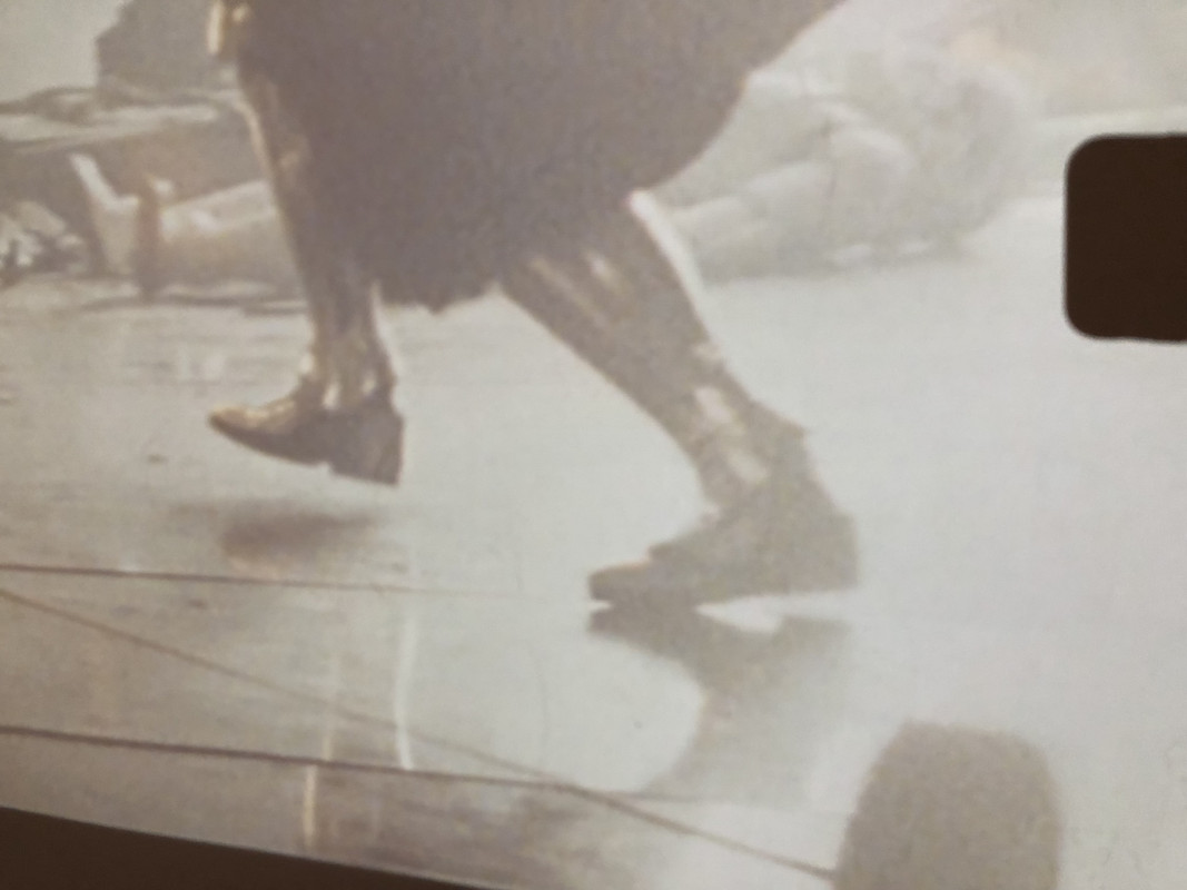 EC2C03CA-DB1A-41C2-B116-8652939C8896