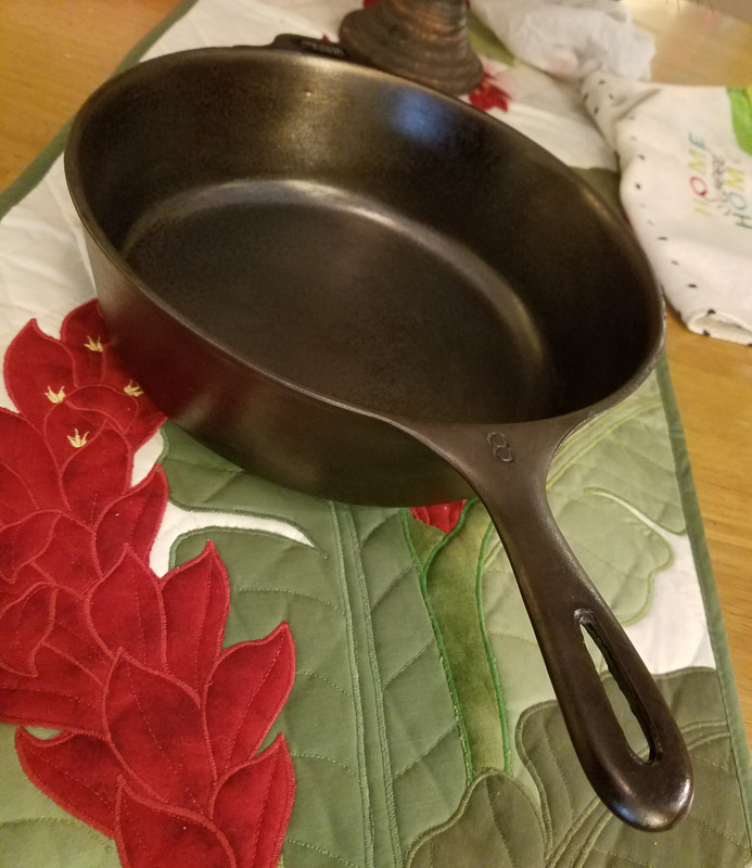 cast iron skillet 1