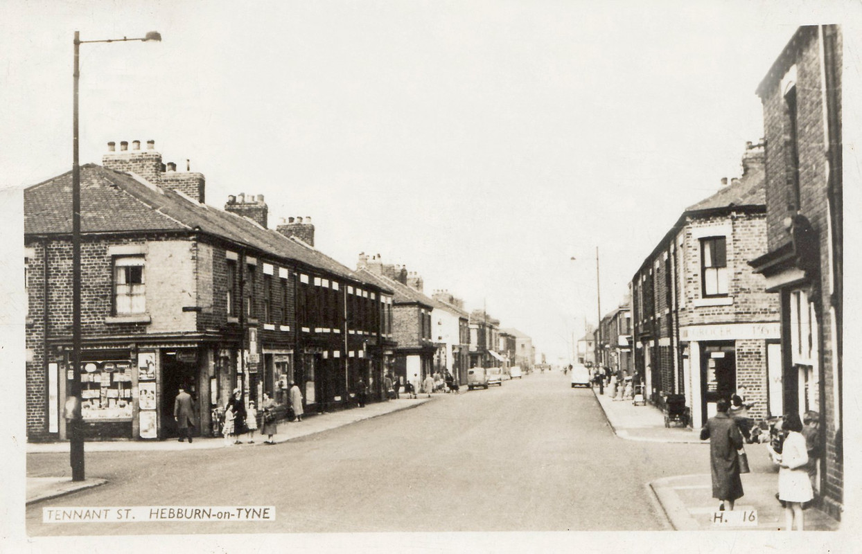 Tennant Street Hebburn postcard dated (posted) 12th September 1963
