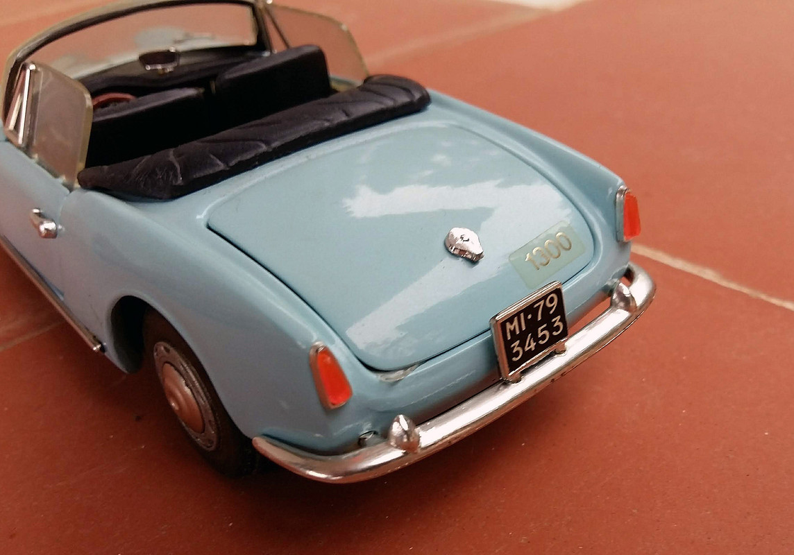 Togi-Giulietta-03.jpg
