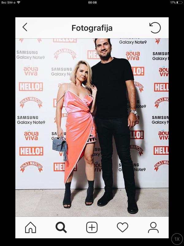 49E9099E-68A6-44F3-9124-86096CE2D3C4