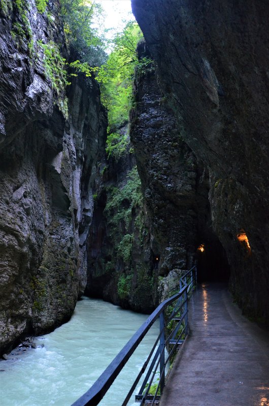 GELMERBAHN Y AARESCHULCHT-9-9-2019 - Suiza y sus pueblos-2019 (20)