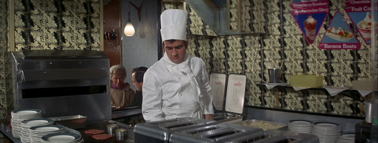 Bedazzled (1967) (1080p BluRay x265 Panda)-12