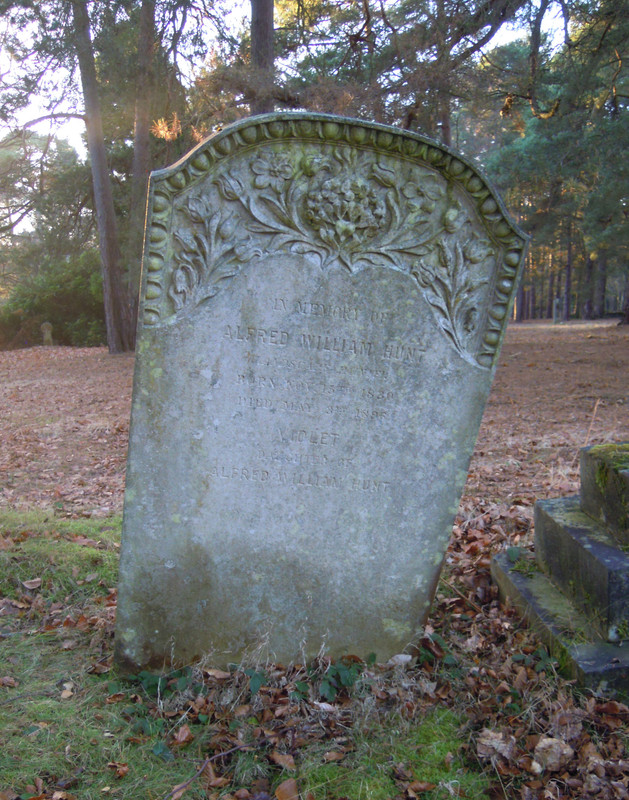 Alfred-William-Hunt-Grave