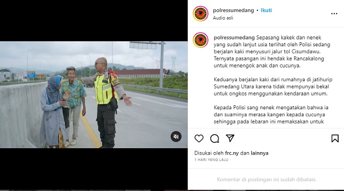 Unggahan video viral yang memperlihatkan sepasang lansia berjalan kaki menyusuri Jalan Tol Cisumdawu. 