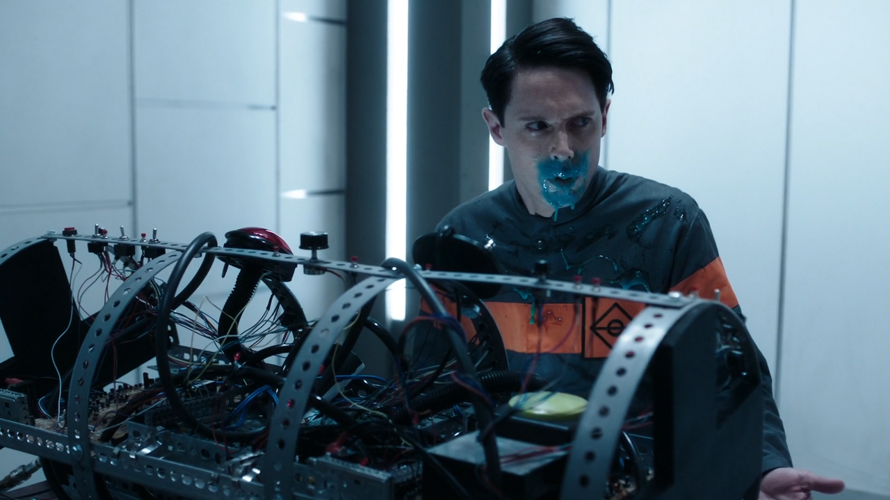 Dirk.Gentlys.Holistic.Detective.Agency.2x01.Space.Rabbit.ITA.ENG