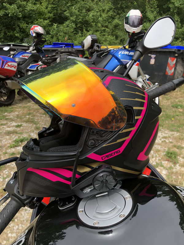 ECAEF7EF-6C4D-49E4-878C-E7C465BD53B5