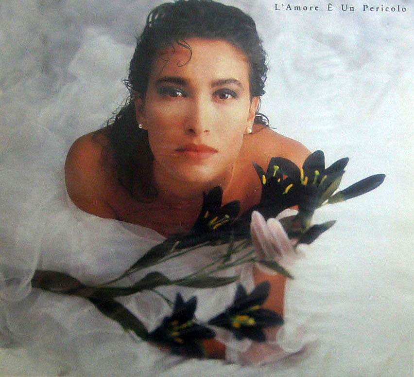 Grazia Di Michele - L'amore è un pericolo (1988) .mp3 -320 Kbps