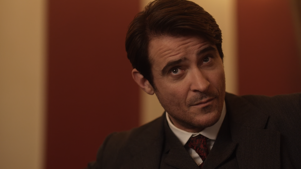 Timeless.S01E11.The.World's.Columbian.Exposition.1080p.10bit.BluRay.DD5.1.HEVC-Vyndros.mkv_snapshot_