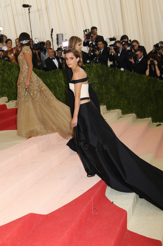 emmawatson-updates.com (156)