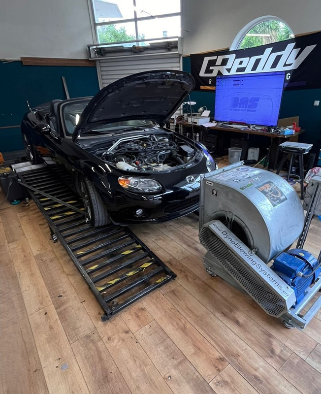 Mazda MX-5 NC 2.5 Stage 2.5 engine bay DMS Tuned
