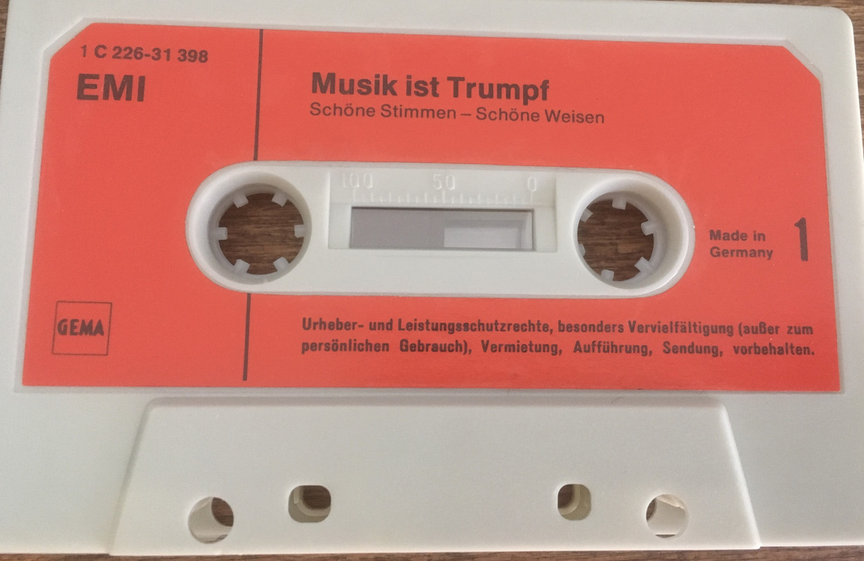 F9160E00-A2C3-4AE3-AC00-50A306A1F799