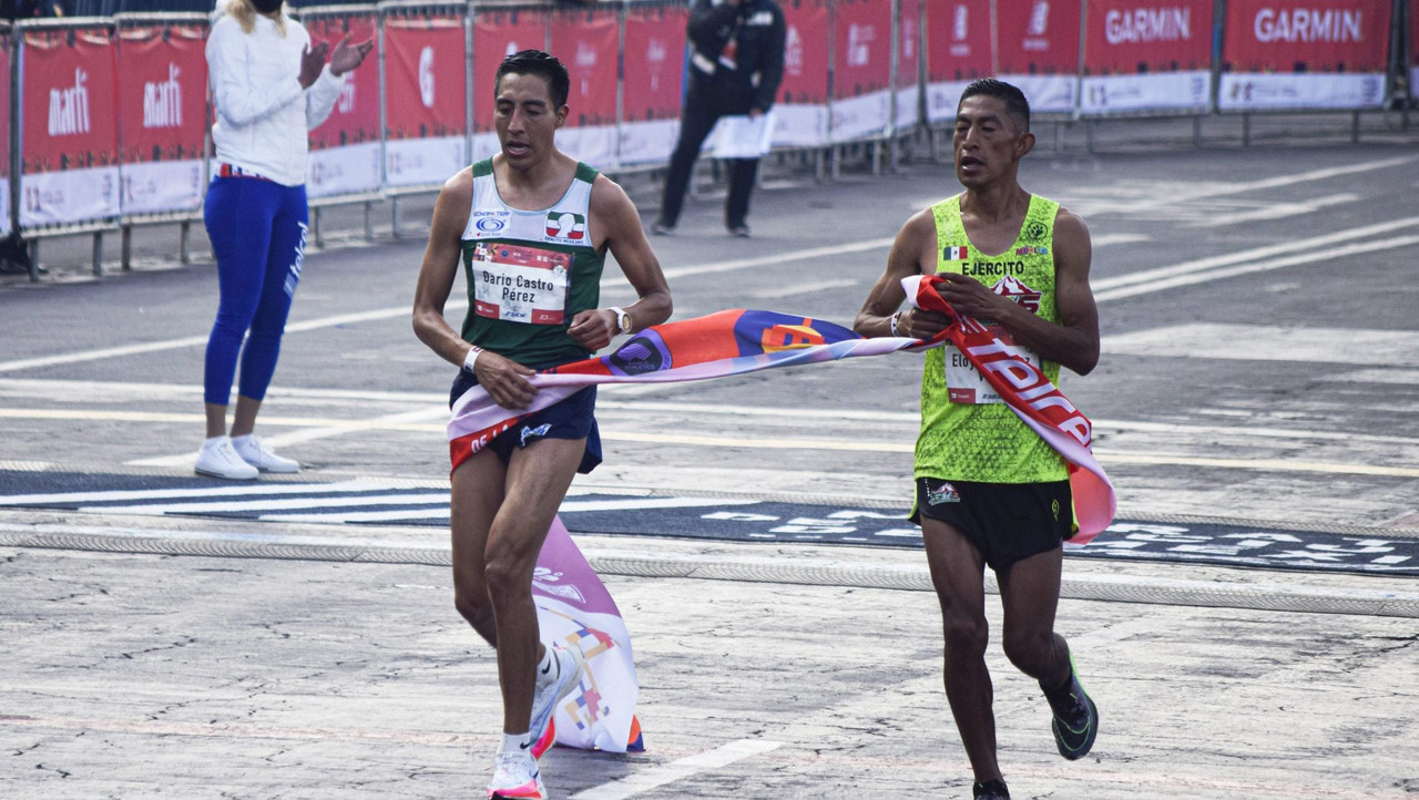 Darío Castro Pérez gana el Maratón de la CDMX