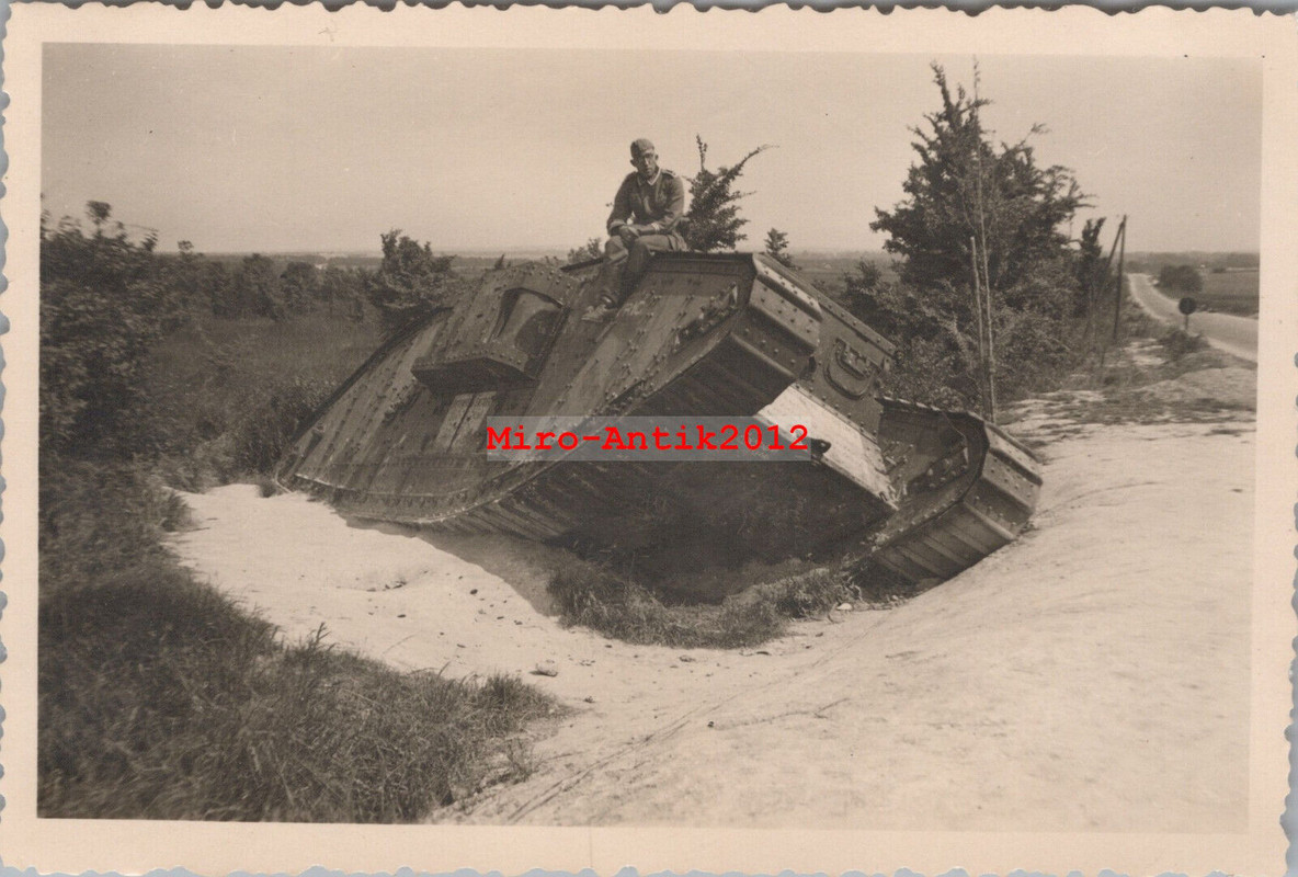 2 x Foto, Wk2, Panzer vom WK1 in Frankreich (N)50822