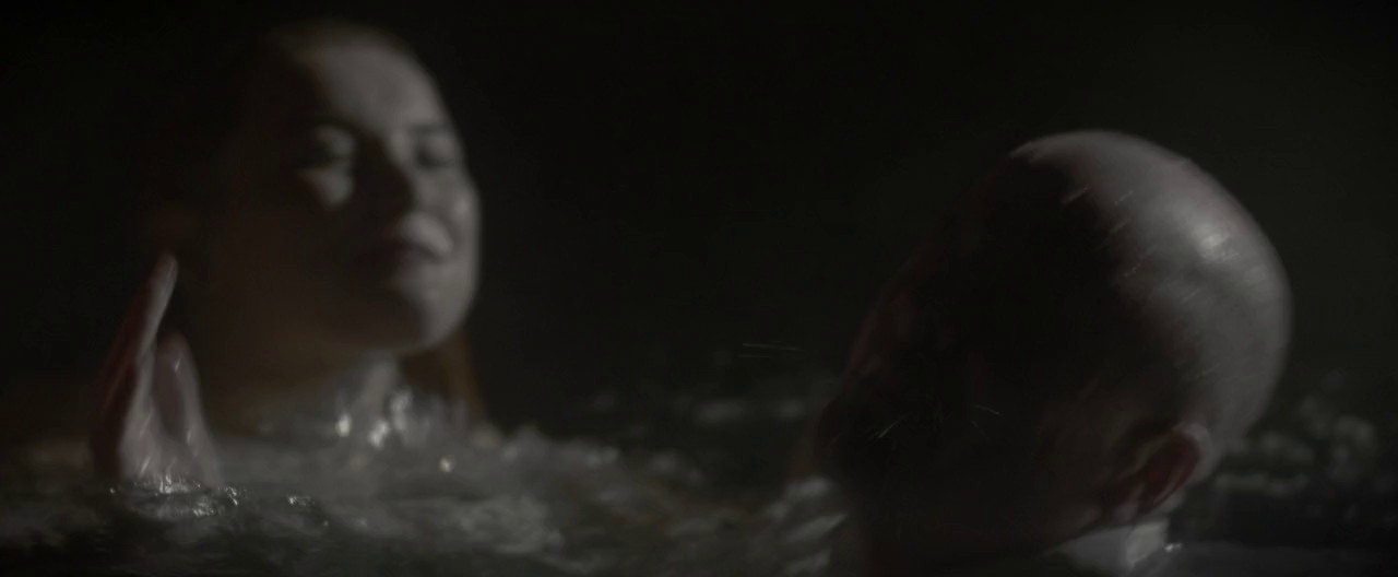 Beneath-the-Surface-2022-Hindi-English-WEB-DL-720p-x264-AVC-AC3-2ch-ESub-mkv-0002