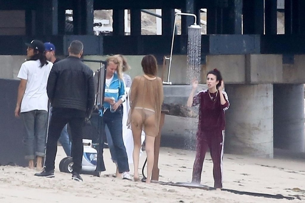 Bella-Hadid-See-Through-Nude-upskirt-STARS-com-27