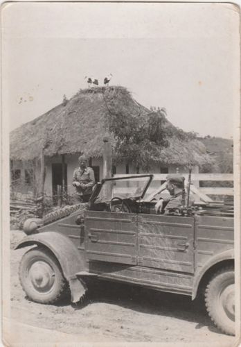 Kübelwagen mit Besatzung in Rumänien