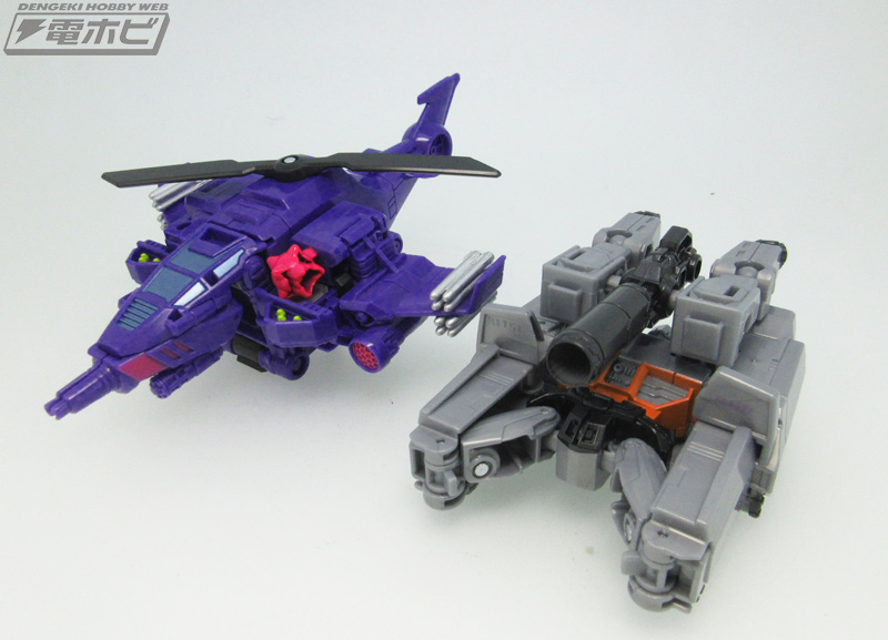 Takara-Tomy-Transformers-Cyberverse15