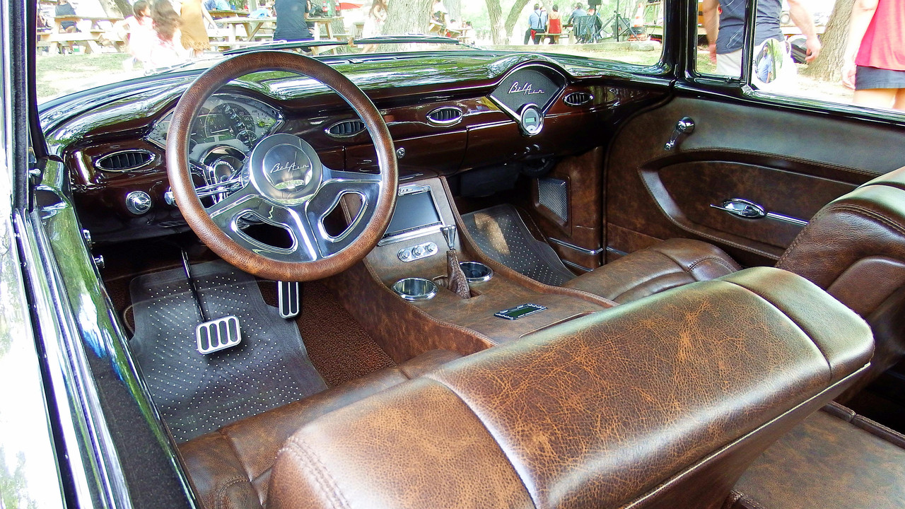 IMAGE: https://i.postimg.cc/fTYF9Rfb/Fredricksburg-Car-Show-chevy55-11.jpg