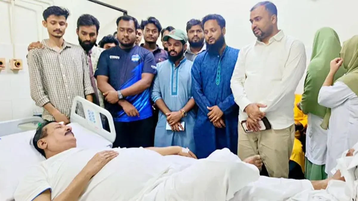 উন্নত চিকিৎসার জন্য ঢাকায় আনা হচ্ছে ভূমিমন্ত্রীকে