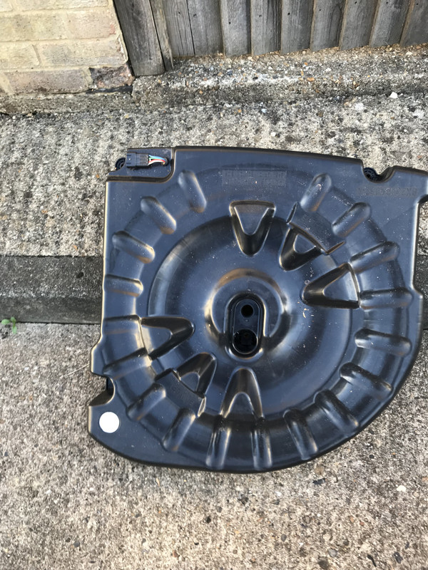 F63D9E87-B930-4DB6-81F6-C5C50CCFBD42